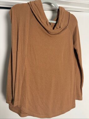 Cozy Brown Women's Off-the-shoulder Sweater